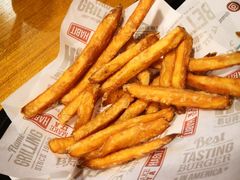 -The Habit Burger Grill 哈比特汉堡(复兴soho店)