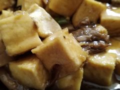-天天向上素食餐厅(五台山店)
