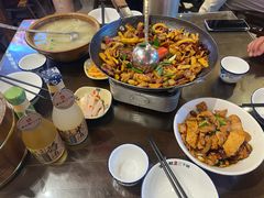 -富正毅三下锅·湘西韵味(天门山索道店)