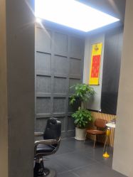 -老肖男士理发店