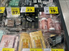 -好特卖HotMaxx(杭州滨江宝龙城店)