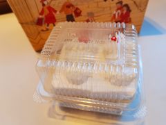 -红宝石·鲜奶小方·海派西点房(金杨店)