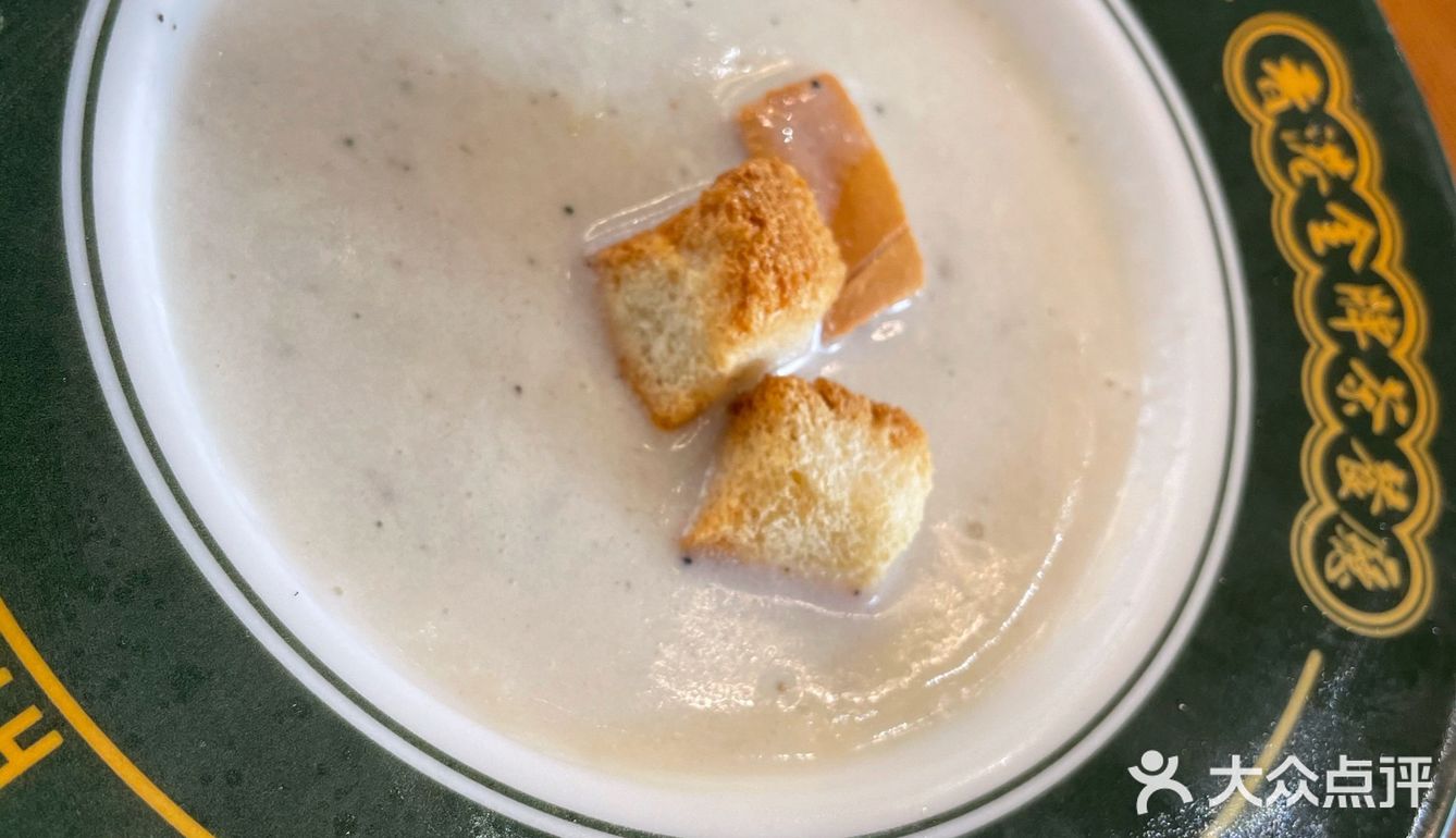 惊了！！排队3小时还吃不到