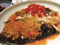 双色蒸大鱼头-君庭中餐馆(华强路店)