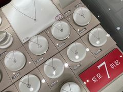 -百年港湾奥特莱斯(香炉礁店)