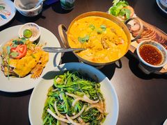 -大头虾越式风味餐厅(光明广场店)