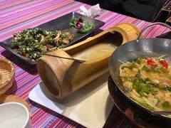 -香巴拉云南餐厅(华莱坞店)