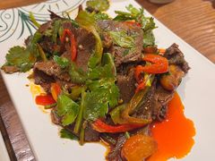 -云海肴·汽锅鸡·云南菜(天山百盛优客店)