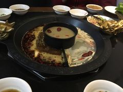 -重庆德庄火锅(体育中心店)
