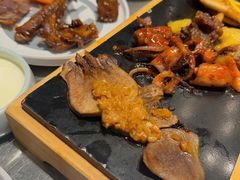 -猛古里烤肉自助(荟聚中心店)