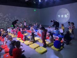 -小鸡哆哆故事屋·儿童乐园(嘉里城店)