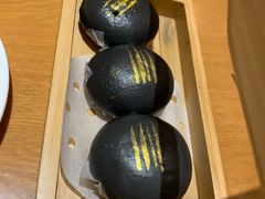黑金流沙包-粤域茶餐厅
