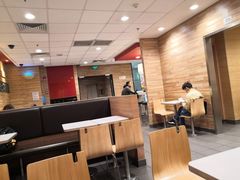 -麦当劳(虹梅路地铁站店)