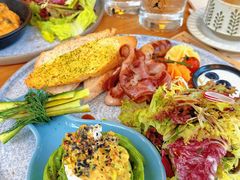 -Mark&Mars Restaurant