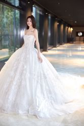 -Renee芮亦婚纱(原丽莎)