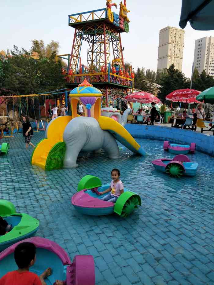 自然王国主题动物游乐园(中山公园店)-"【印象】场地脏乱 | 游玩项目