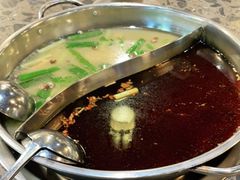 -肖肖酸萝卜鱼火锅(总店)