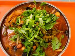 -红鼻子桂林米粉(金唐新光界店)