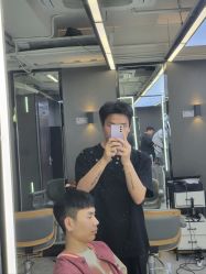 -藤野造型烫发染发