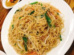 -正宗普宁豆干坊·洪记砂锅粥(红领巾路店)