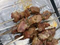 -小山羊功夫串·泰安烧烤·海鲜小炒老地摊店