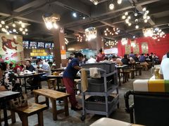 大堂-海岛八号龙虾烧烤田鸡(蓝天路总店)