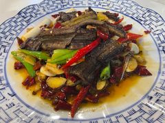 爆炒土鳝鱼-百年粉蒸牛肉