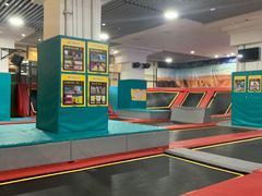 -嗨马乐动室内潮玩运动·团建·轰趴·桌游(南丰汇店)