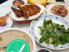 -梅利汴京烤鸭•开封豫菜地标店(东大街店)