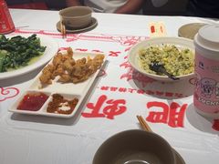 -肥肥虾庄·金牌油焖大虾(汉口城市广场店)