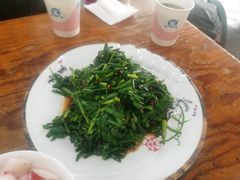 凉拌韭菜-陈记牛肉馆