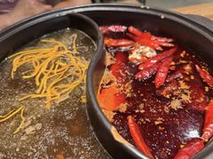 -郑记·古法黑砂锅串串(龙泉店)