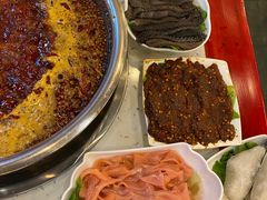 -朱氏胖子烂火锅(洪崖洞店)