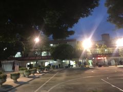 -矿泉游泳场