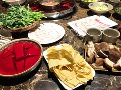 -宽田火锅(几江荣华店)