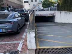 -乐尚天地生活广场-停车场