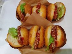 -华荣西饼屋(永护店)