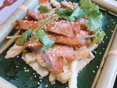 -胡桃里音乐餐厅(陶溪川店)(川湘赣菜·世界百大酒庄直供红酒·音乐表演)