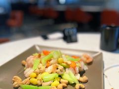 -本来精品川菜(嘉里中心店)