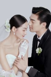 -喜爱高定婚纱摄影