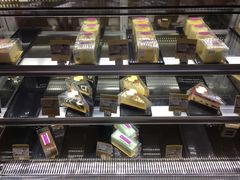 面包甜点陈列柜-家琳甜品(江南东店)