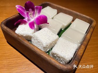 「泰爽·金(海乐店)」环境不错，下午两点半入座率还是