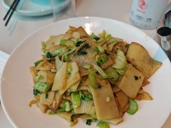 -芦茨金富饭庄·25年老字号·专做稻草鸡