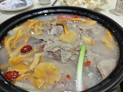 -九寨沟特色牦牛肉汤锅