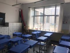 -辽宁省实验中学