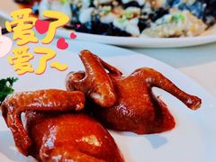 玻璃脆皮乳鸽-利苑酒家(金宝店)