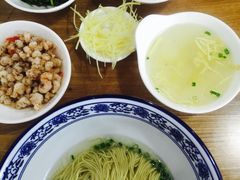 -朱洪元苏式面馆(绿宝广场店)