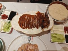 -梅利汴京烤鸭•开封豫菜地标店(东大街店)
