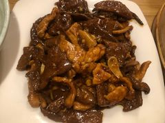 传统老爆三-陈傻子餐厅(世纪都会店)