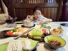 -一叶一世界·素食餐厅(锦华万达店)